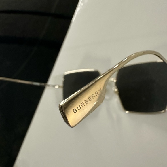 Burberry Women’s Sunglasses - Picture 4 of 5